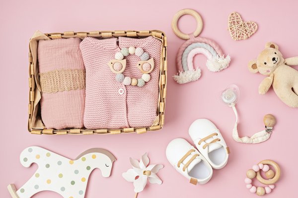 Naissance : quel cadeau offrir à votre bambin ?