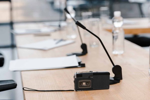 Où trouver des micros espions et enregistreurs vocaux de haute qualité?